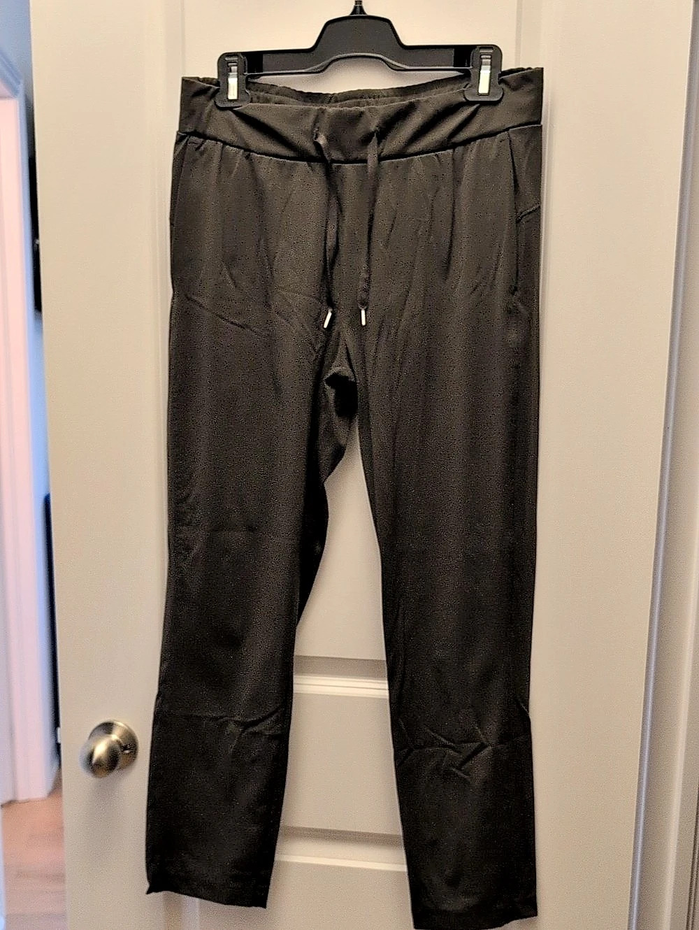 Tuff Athletics Athletic Jogger Pants in Black Size Medium Like New